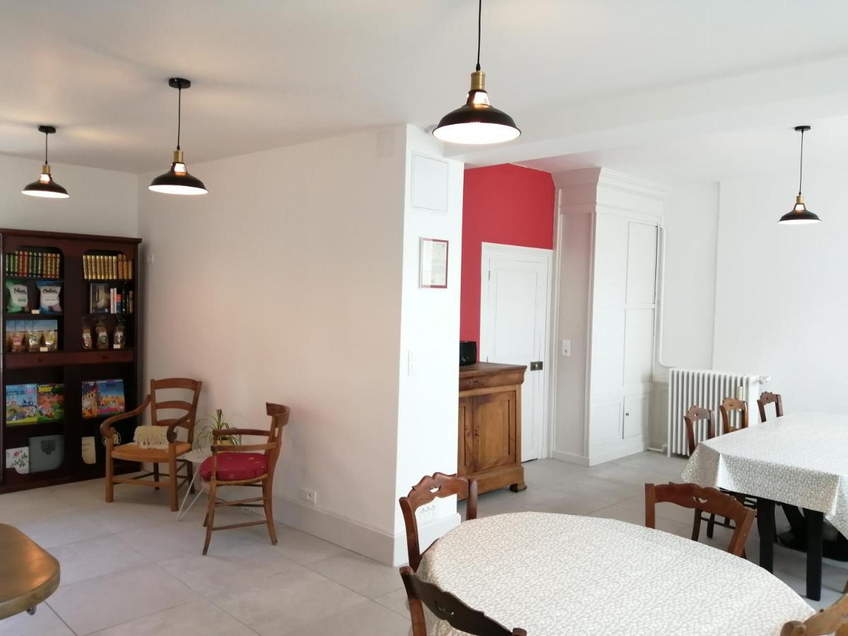 Le Relais Des Roses- Chambres D'Hotes Vatan 外观 照片