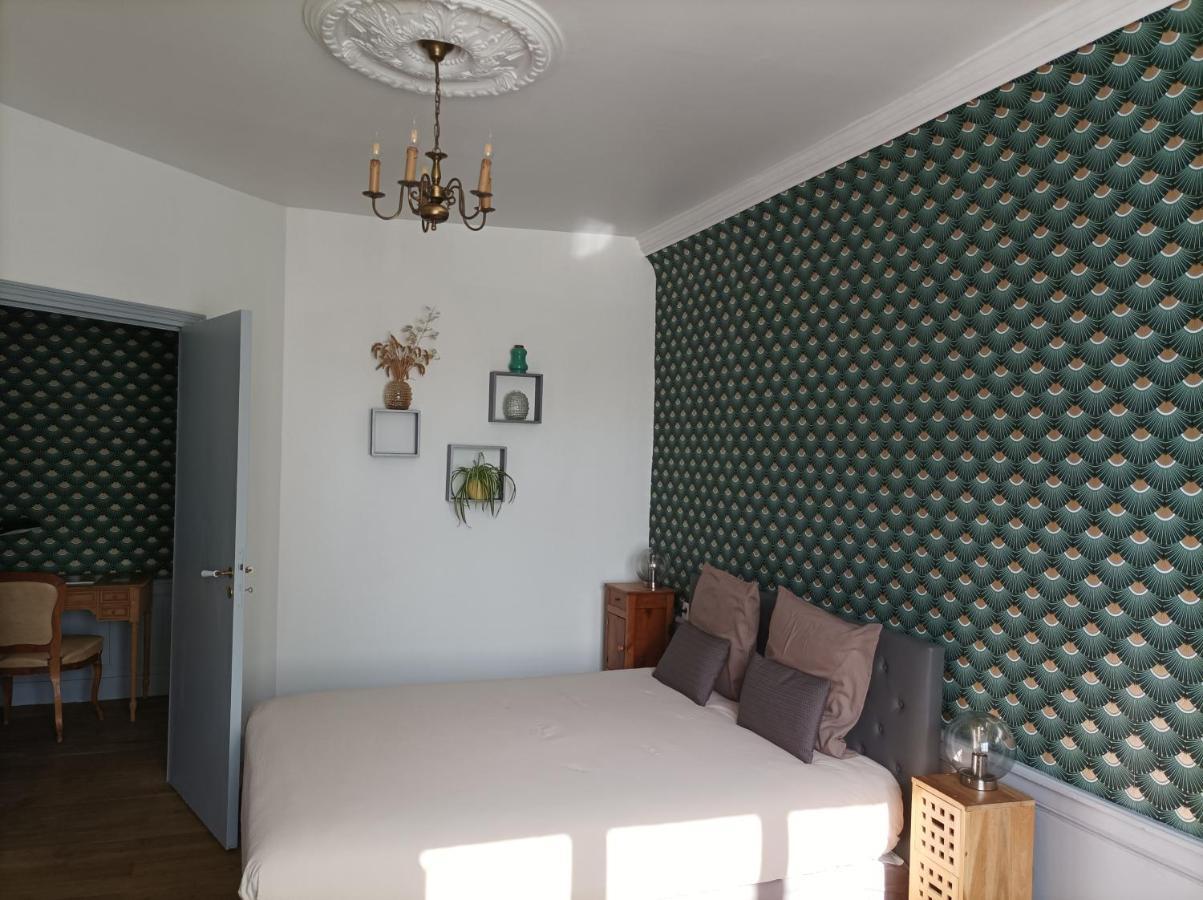 Le Relais Des Roses- Chambres D'Hotes Vatan 外观 照片