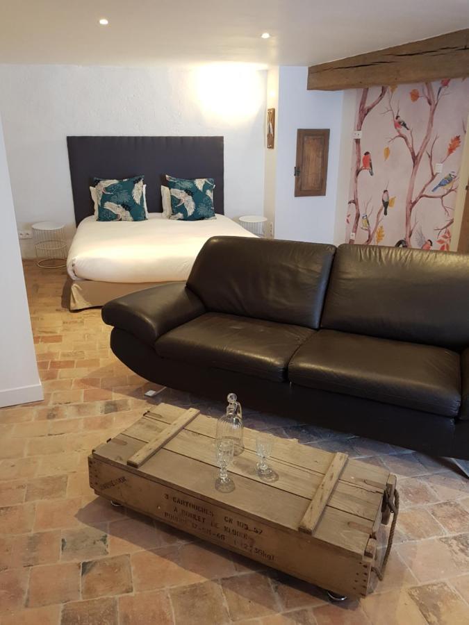 Le Relais Des Roses- Chambres D'Hotes Vatan 外观 照片